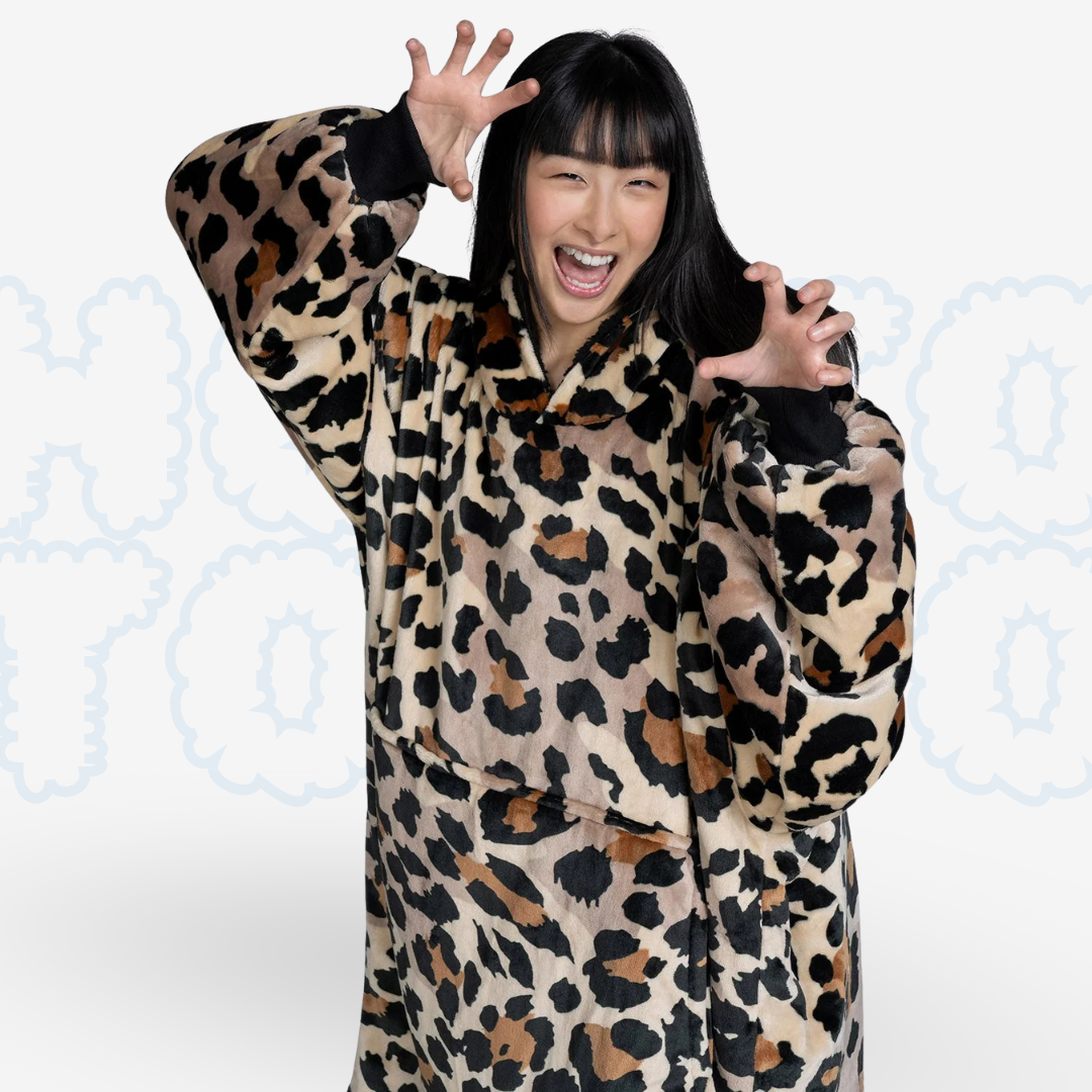 Hotto Tokyo™ ふわもこ着るブランケット・フード付き（レオパード柄)